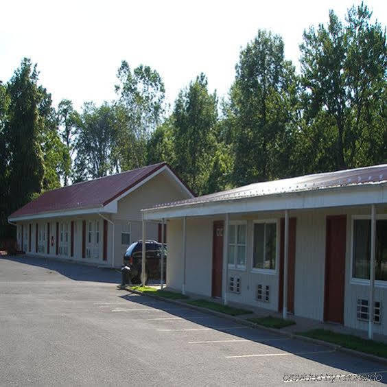 Red Carpet Inn Duncannon New Buffalo Dış mekan fotoğraf