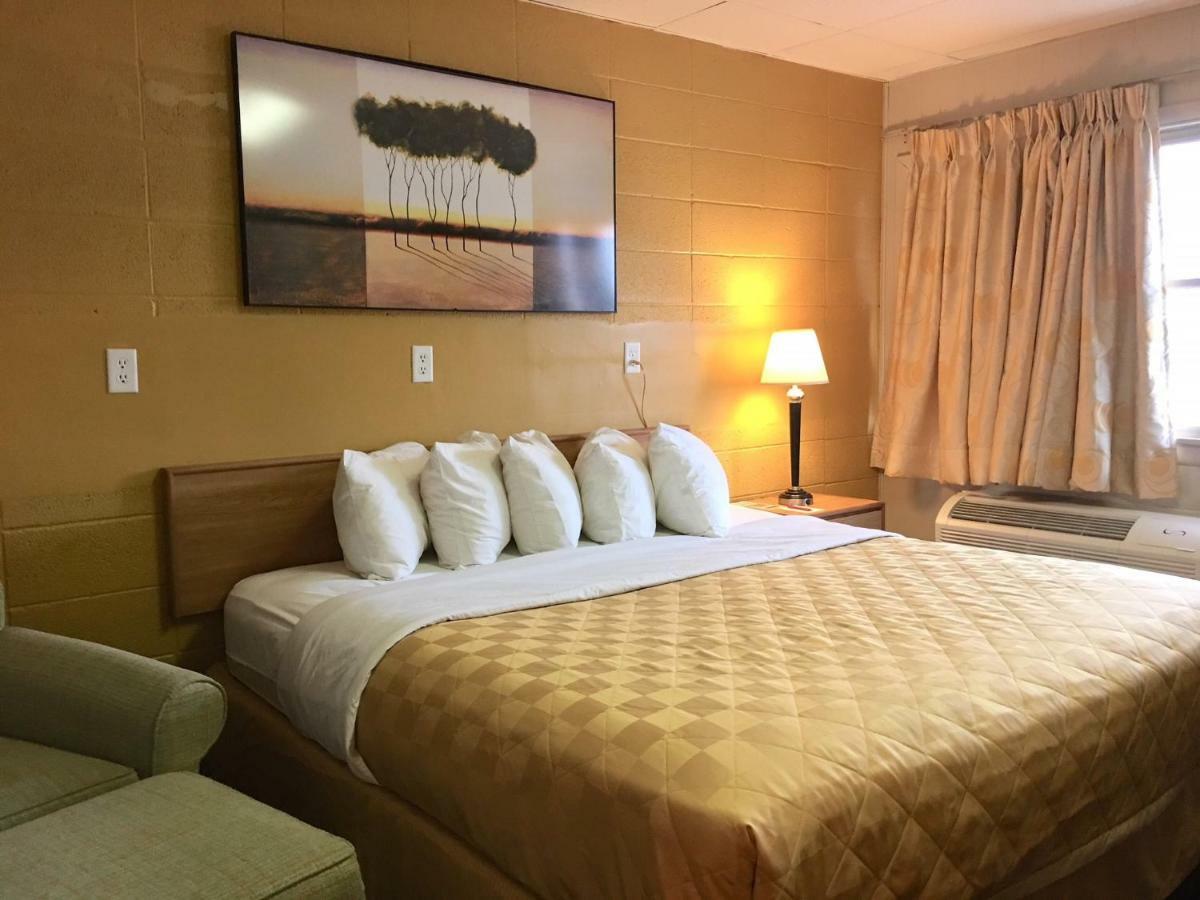 Red Carpet Inn Duncannon New Buffalo Dış mekan fotoğraf